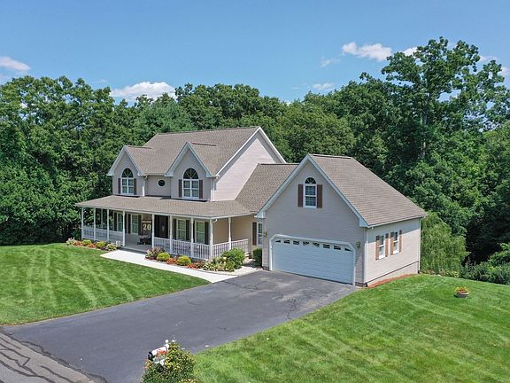 2nd image of 20 Nolan Ln