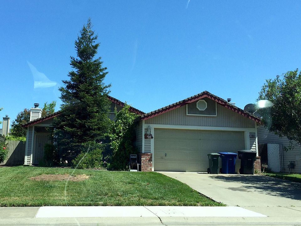 1st image of 4944 Pine Nut Way
