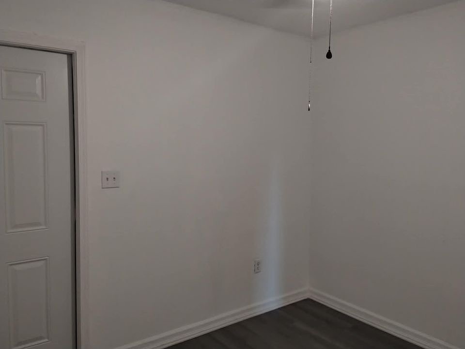 1st image of 2491 Russell St #E