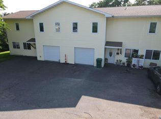 904 Spring Lake Rd, Cloquet, MN 55720