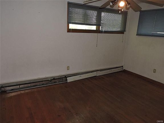 5th image of 126 Belle Ave