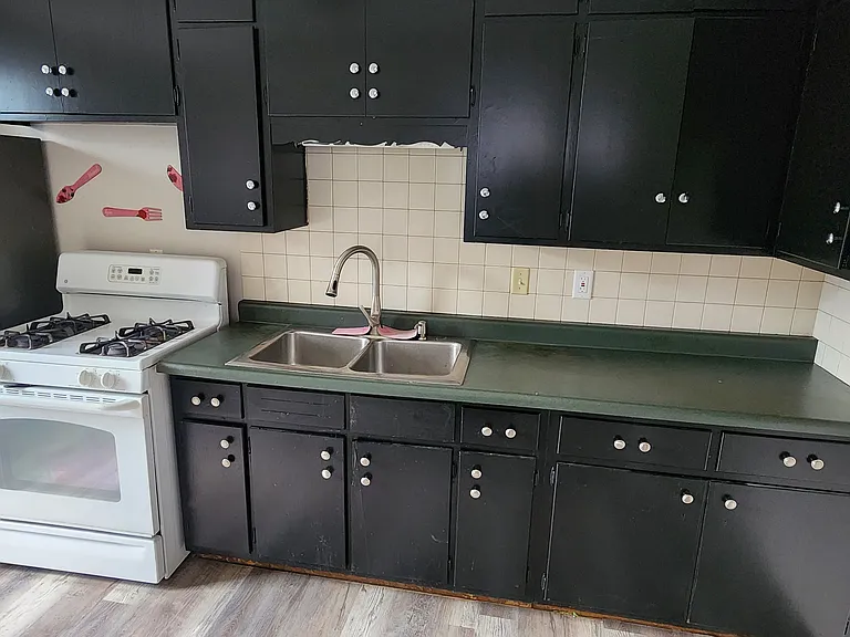 105 S Lancaster Ave #105 — Photo 5