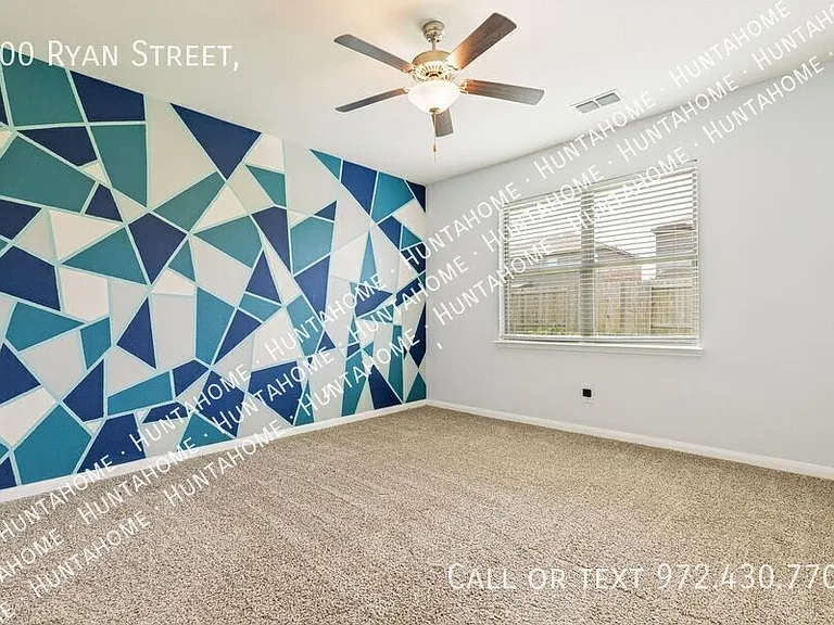 300 Ryan St — Photo 9