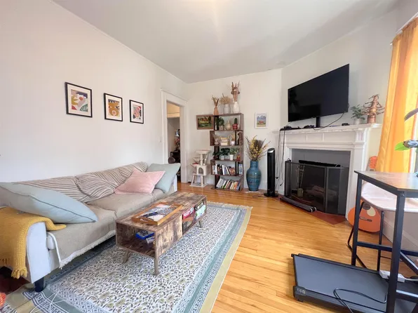 84 Prescott St, Cambridge, MA