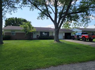 1613 N Riley Rd, Muncie, IN 47304