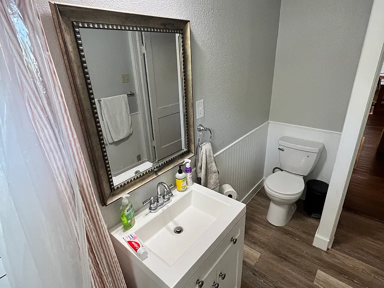 219 Bryan St — Photo 13