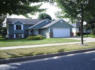 2811 Westwood Ln, Eau Claire, WI 54703