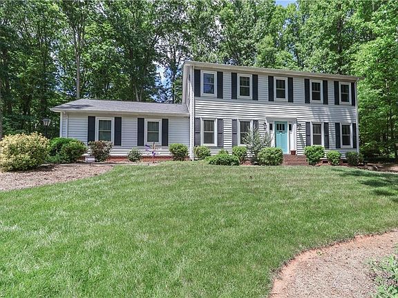 2nd image of 417 Florence Cir