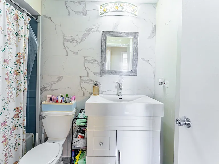 2333 N Neva Ave #403C — Photo 7