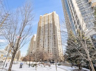 310 Burnhamthorpe Rd W #2513, Mississauga, ON L5B 4P9