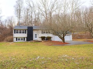 39 Darby Rd, Brooklyn, CT 06234