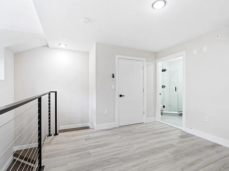 26 Grand St #4 — Photo 11