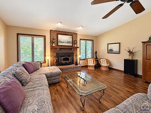 5th image of 6221 Ridge View Dr