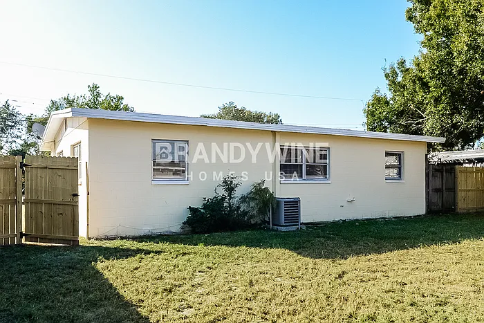 4301 W Bay Ave — Photo 16