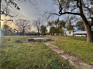 611 N Saltwell St, Salina, OK 74365