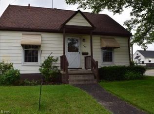 647 E Wilbeth Rd, Akron, OH 44306