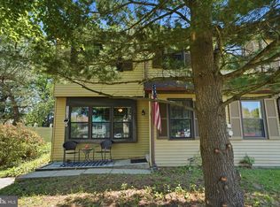 110 Horseshoe Ln, Horsham, PA 19044