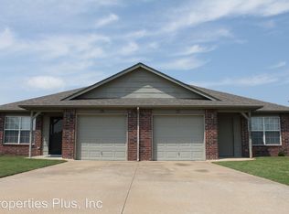 964 Clearwater Cir, Catoosa, OK 74015