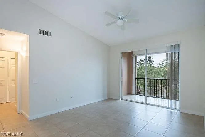 2 bed, 2.0 bath, 1059 sqft, $1,800 — Photo 3