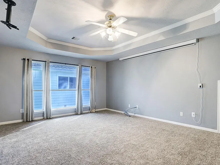 3808 Armand Dr — Photo 11