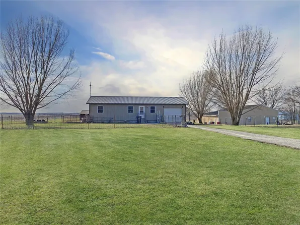 203 S Broadway St, Syracuse, MO 65354