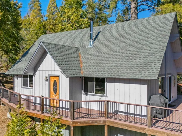 29477 Lassen Dr, Cold Springs, CA 95335