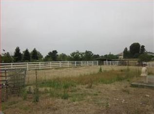 1080 Spring Grove Rd, Hollister, CA 95023