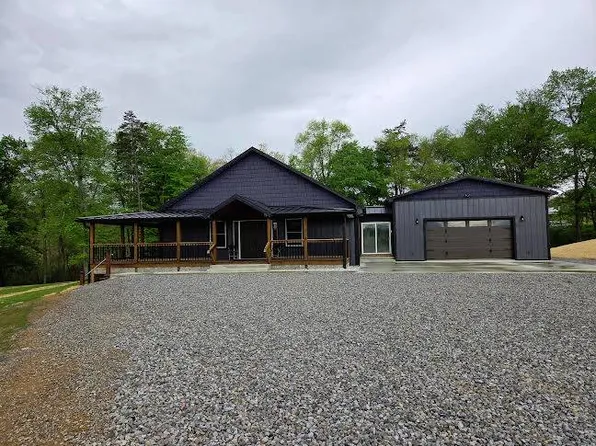 1224 Cox Rd, Wellston, OH 45692