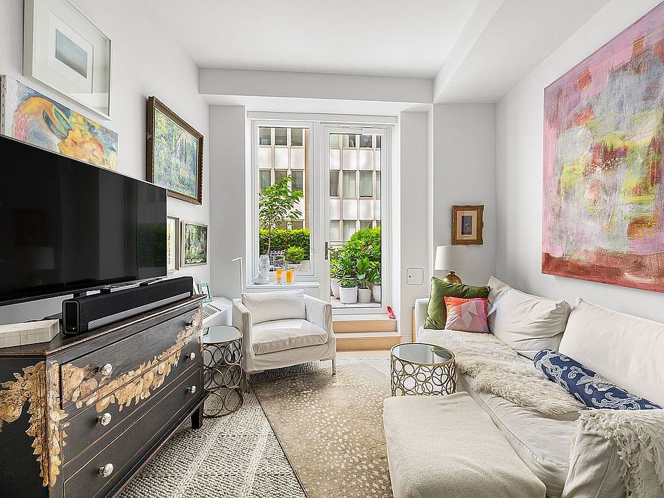 1st image of 1 Wall St APT 816
