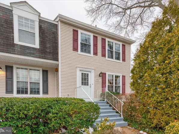 2885 Burgundy Pl, Woodbridge, VA 22192