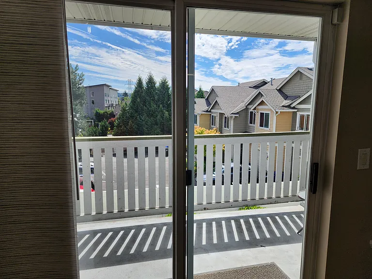 901 Sunset Blvd NE #C210 — Photo 6