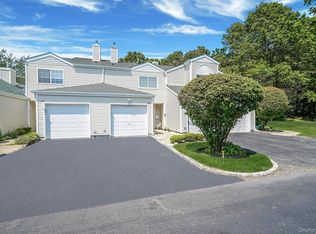 158 Gothic Circle, Manorville, NY 11949