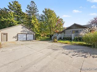 16248 Taft Rd, Spring Lake, MI 49456