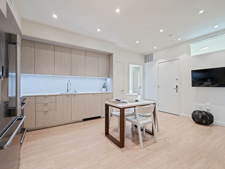 1st image of 5843 W 88th St Suite 418a 88
