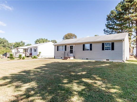 4th image of 379 Red Oak Dr