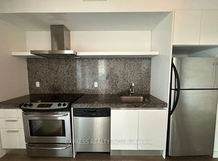 75 Portland St #203-C01, Toronto, ON M5V 2M9