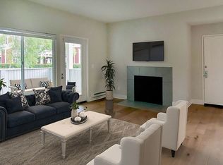 211 Marina Lakes Dr, Richmond, CA