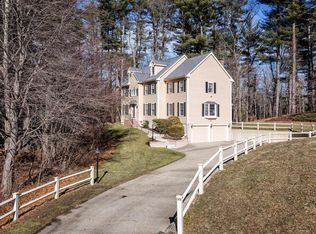74 Saunders Ln, Rowley, MA 01969