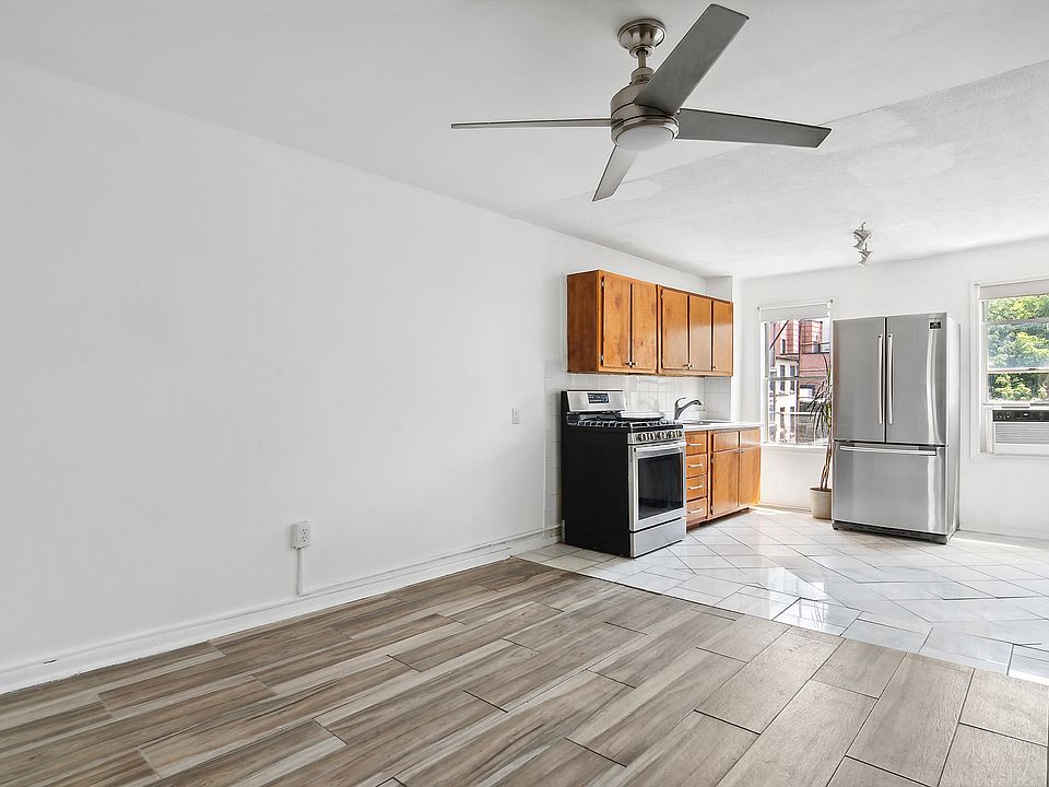 1st image of 621 Washington Ave #3F