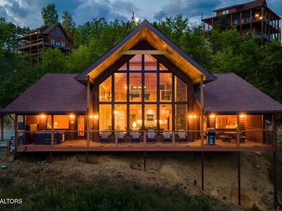 827 Vixen Run, Gatlinburg, TN, 37738