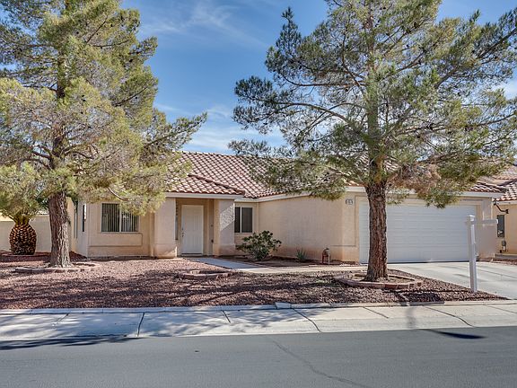 3rd image of 4576 Carmar Dr