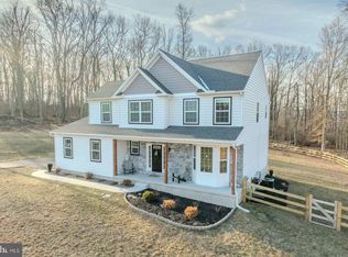 318 Douglass Dr, Douglassville, PA 19518
