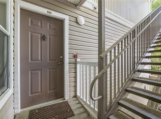 4000 SW 23rd St APT 6-202, Gainesville, FL 32608