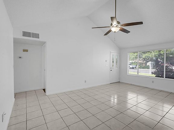 3rd image of 320 Scout Way