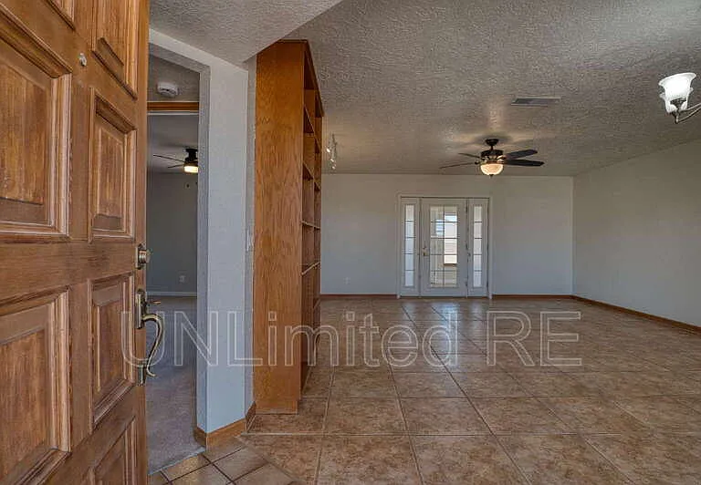 2512 Cisco Dr S — Photo 52