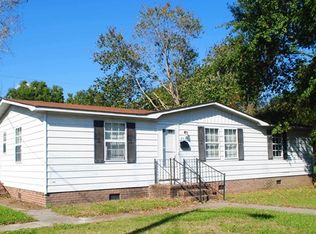 702 Bunnell Ave, Elizabeth City, NC 27909