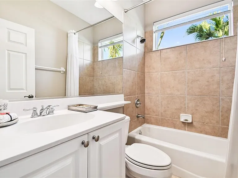 7328 Lake Forest Gln — Photo 29