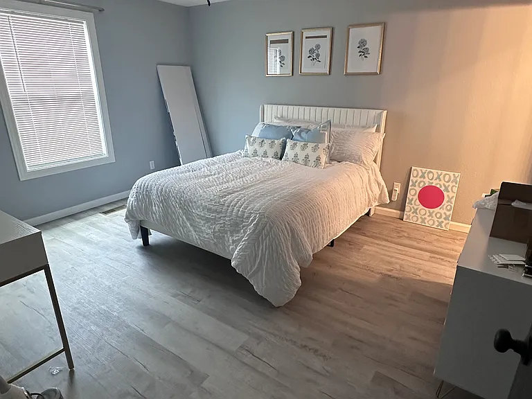 123 Brooks Rd #F — Photo 2