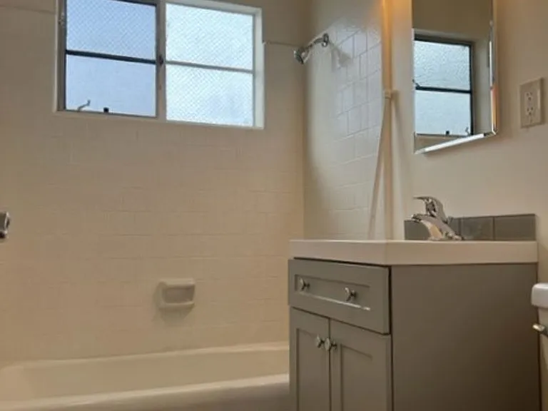 4525 Rainier Ave — Photo 14