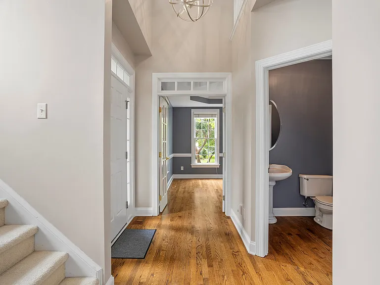 507 Highgrove Dr — Photo 19